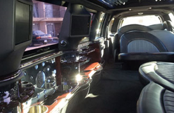 White SUV Navigator Limousine